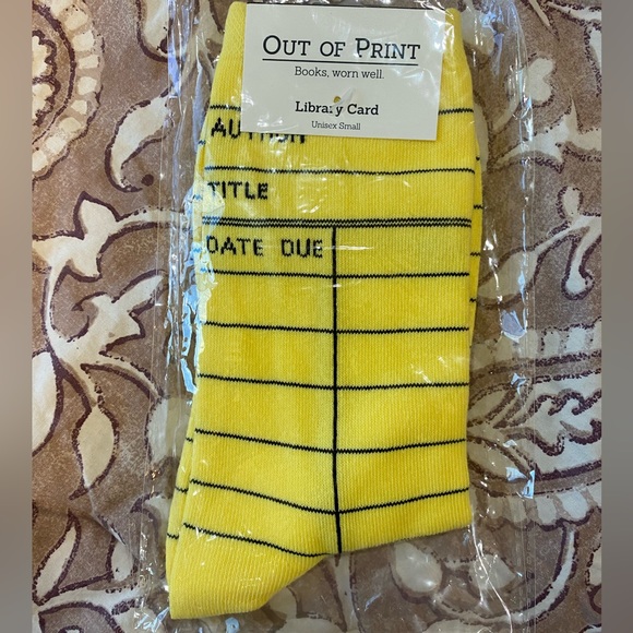 Out of Print | Yellow Library Card Socks | For Bookworms | NWT | Unisex Small - Picture 2 of 4